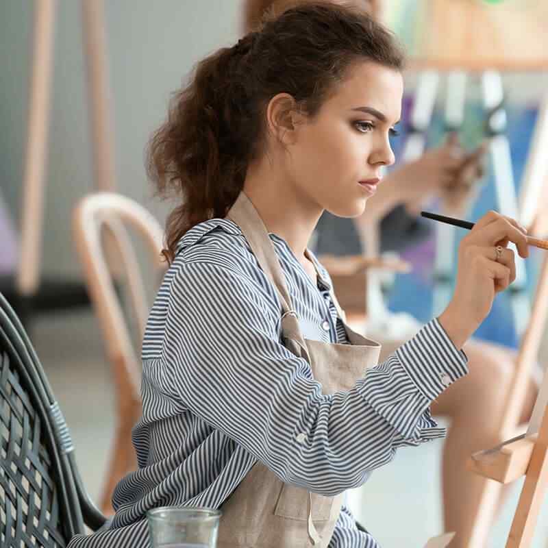 https://artschool.hostsavers.net/wp-content/uploads/2019/03/courses_01.jpg